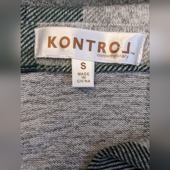 Kontrol Contemporary Woman's Green and Grey Plaid Button Up shirt Size S - Picture 5 of 6